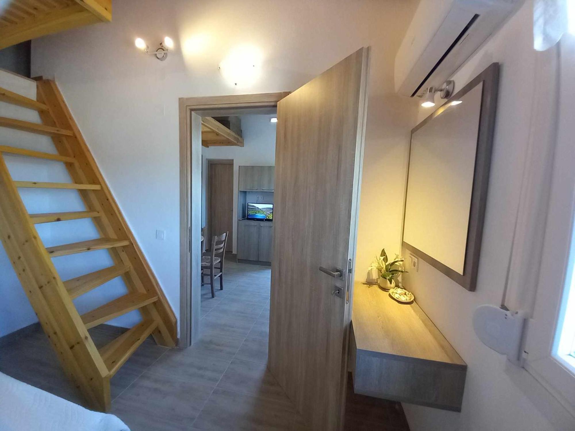 Theo Apartment Marathias  Luaran gambar