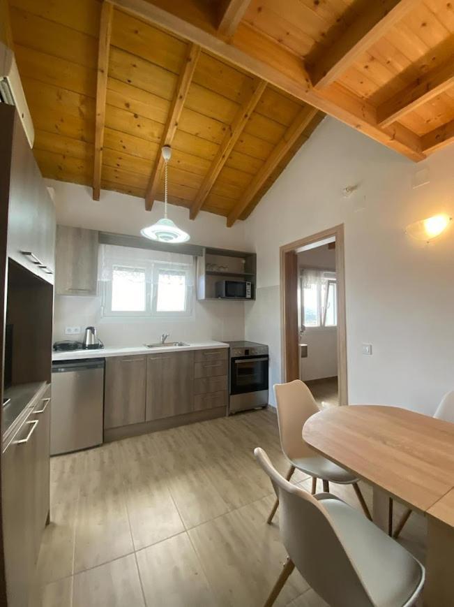 Theo Apartment Marathias  Luaran gambar
